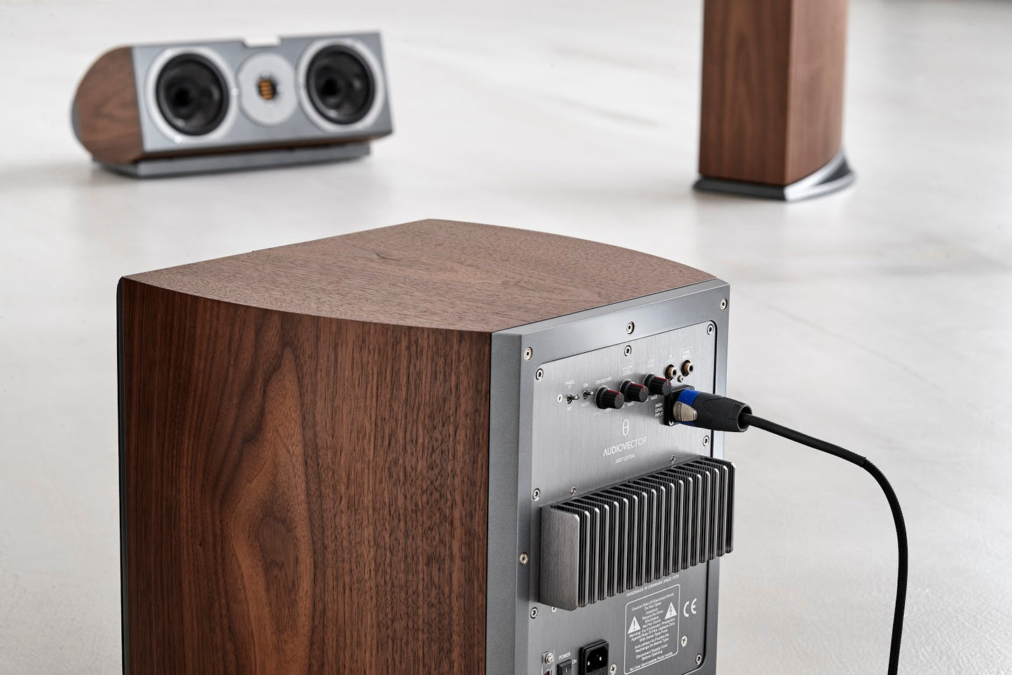 Audiovector R Sub