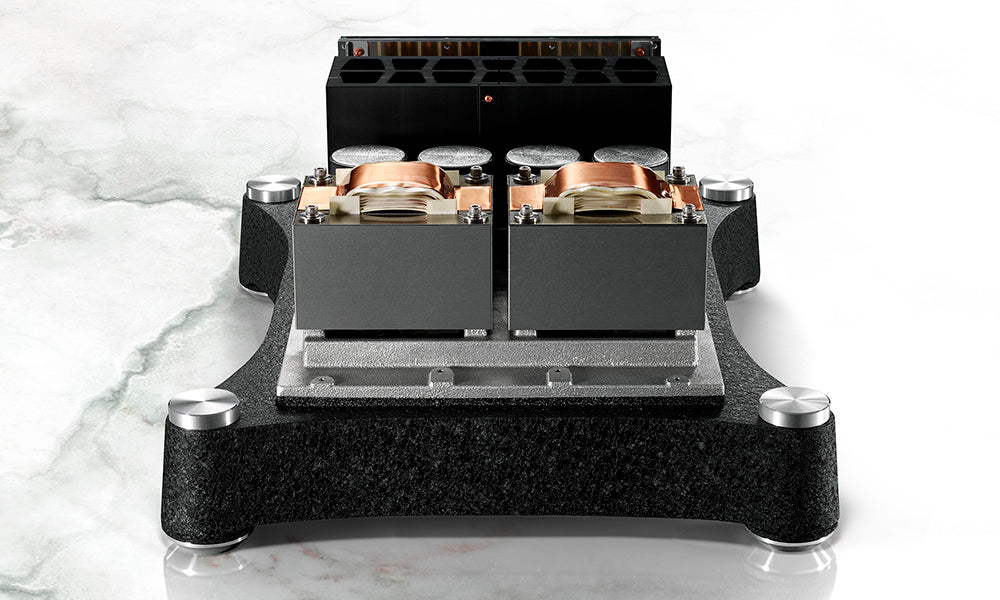 TAD M700S Reference Stereo Power Amplifier