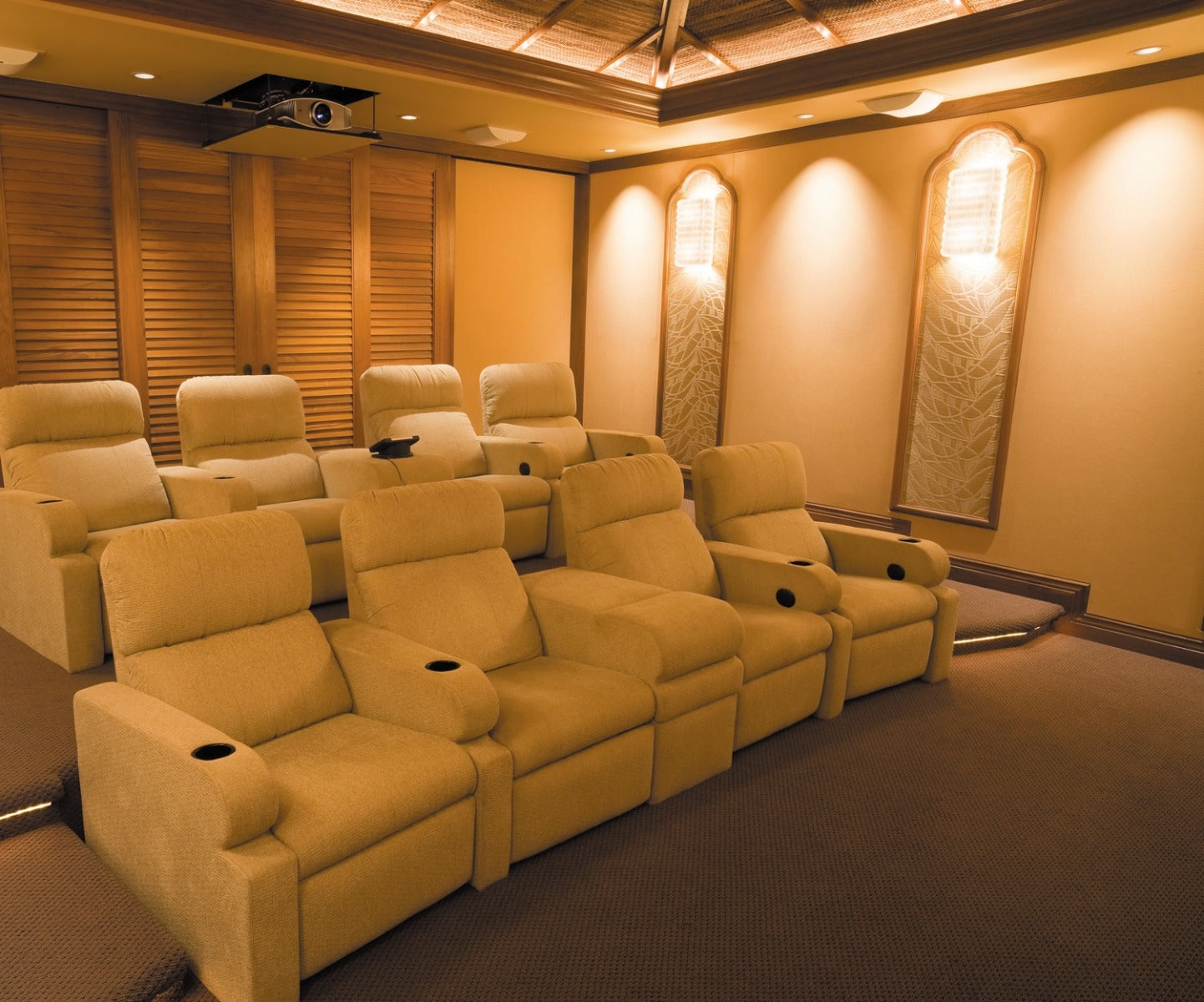 Fortress Seating Regal