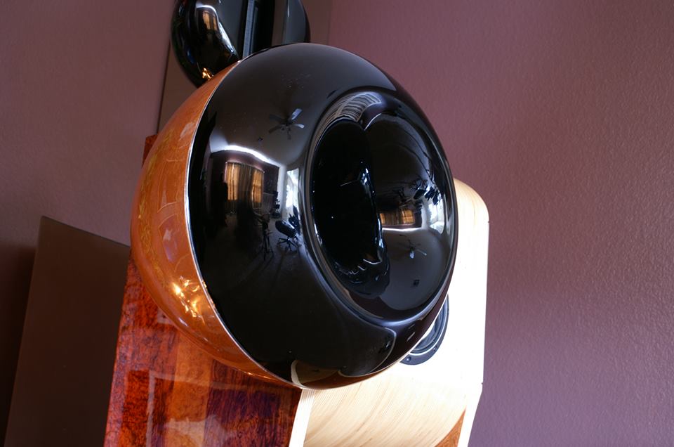 Aries Cerat Symphonia Horn Speakers