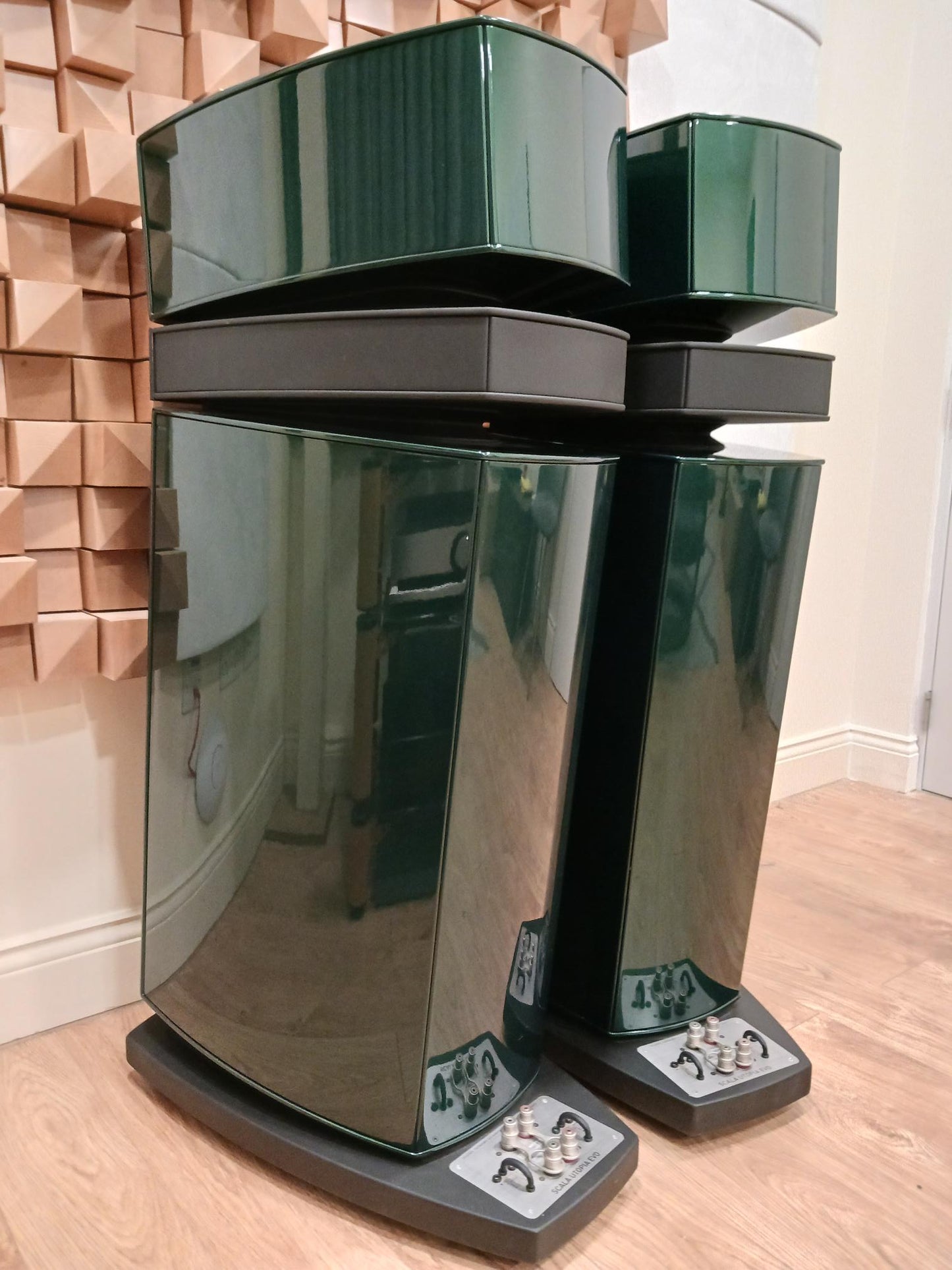 Focal Scala Utopia Evo Floorstanding Speakers (Pair) - Ex-Demo