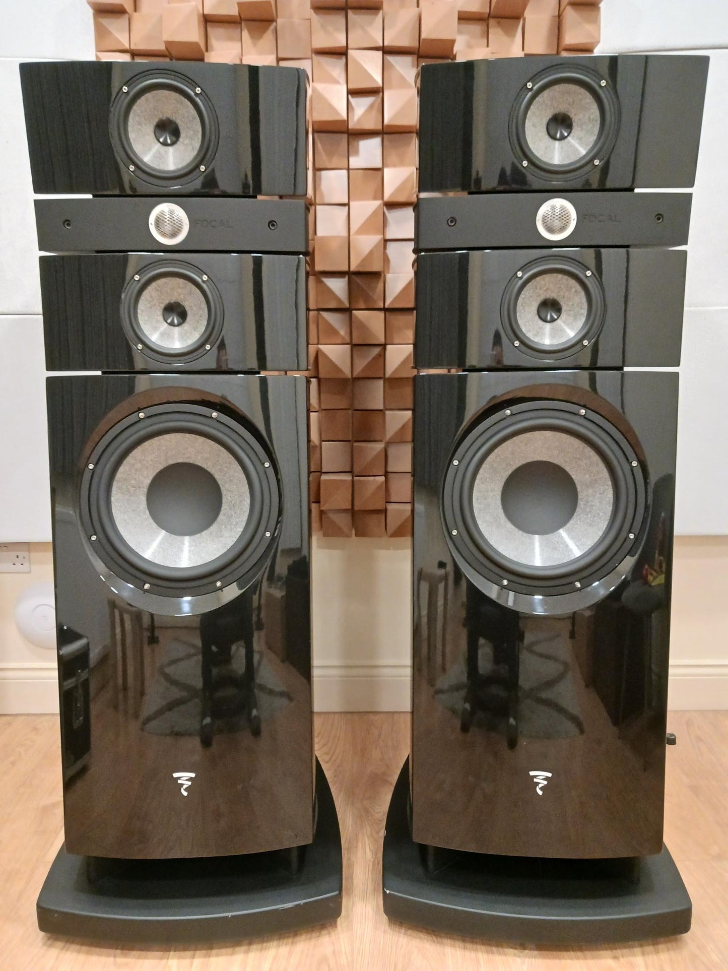 Focal Stella Utopia EM EVO  Floorstanding Speakers - Ex-Demo