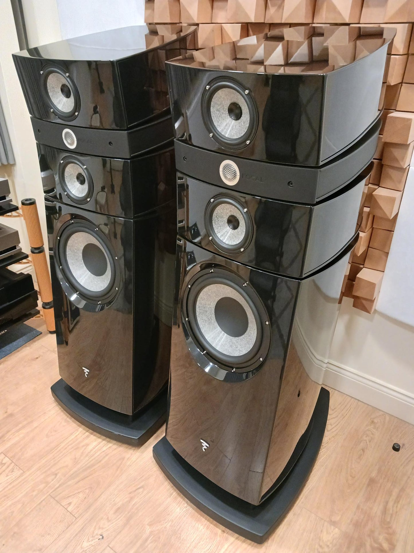 Focal Stella Utopia EM EVO  Floorstanding Speakers - Ex-Demo