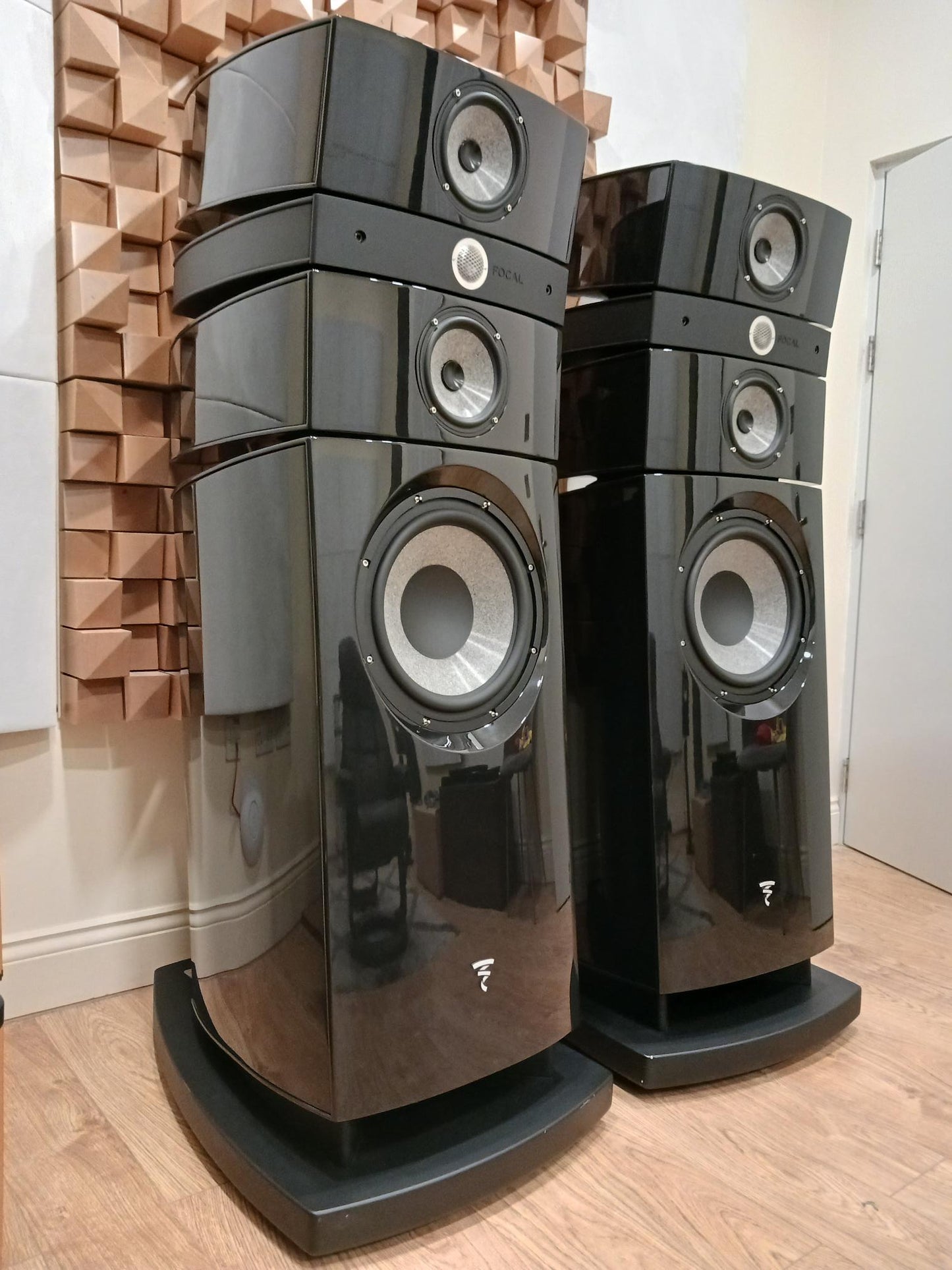 Focal Stella Utopia EM EVO  Floorstanding Speakers - Ex-Demo