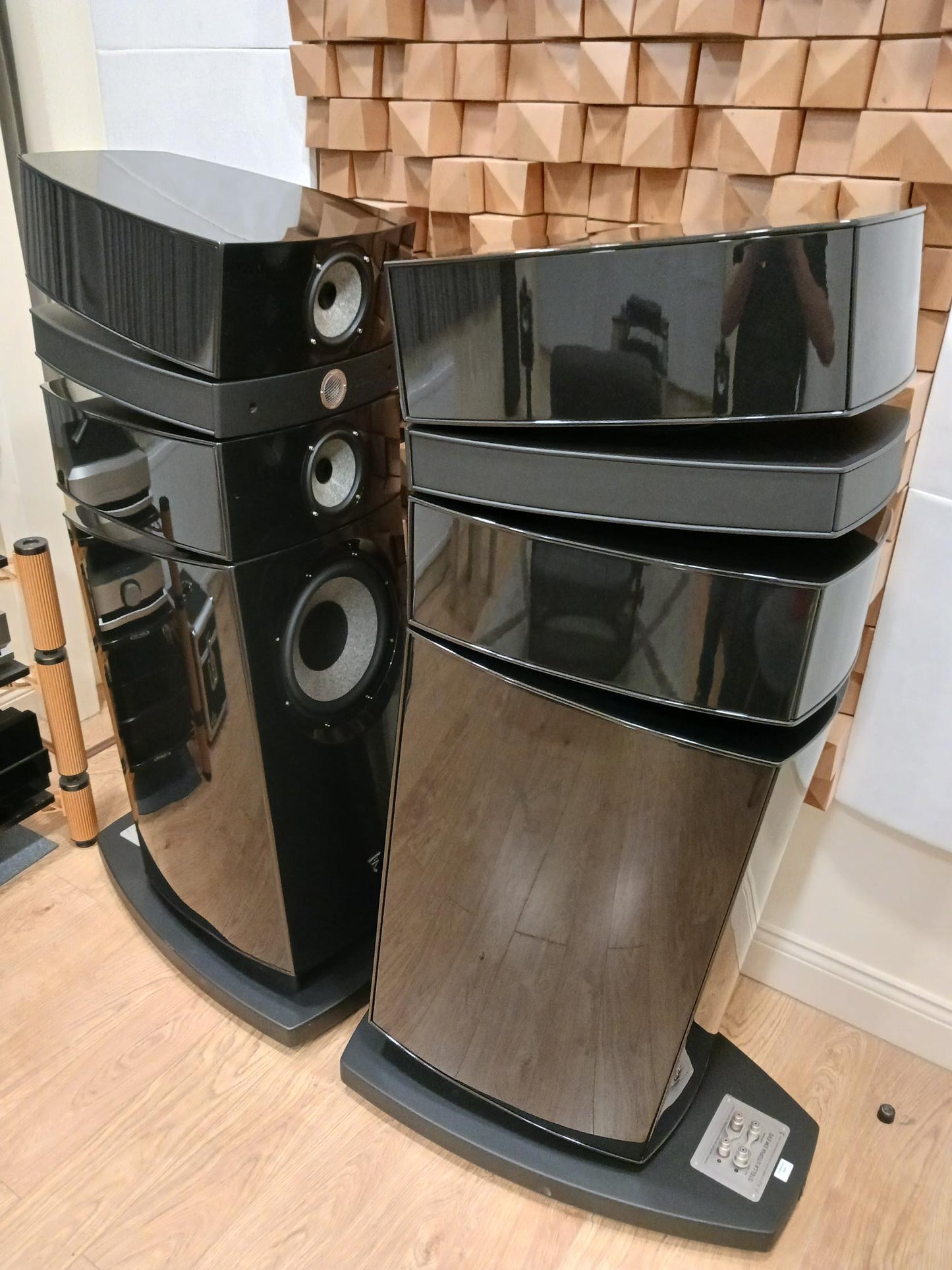 Focal Stella Utopia EM EVO  Floorstanding Speakers - Ex-Demo