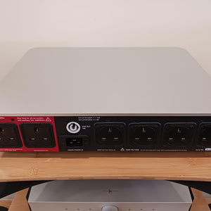 IsoTek V5 Aquarius Mains Conditioner - Ex-Demo