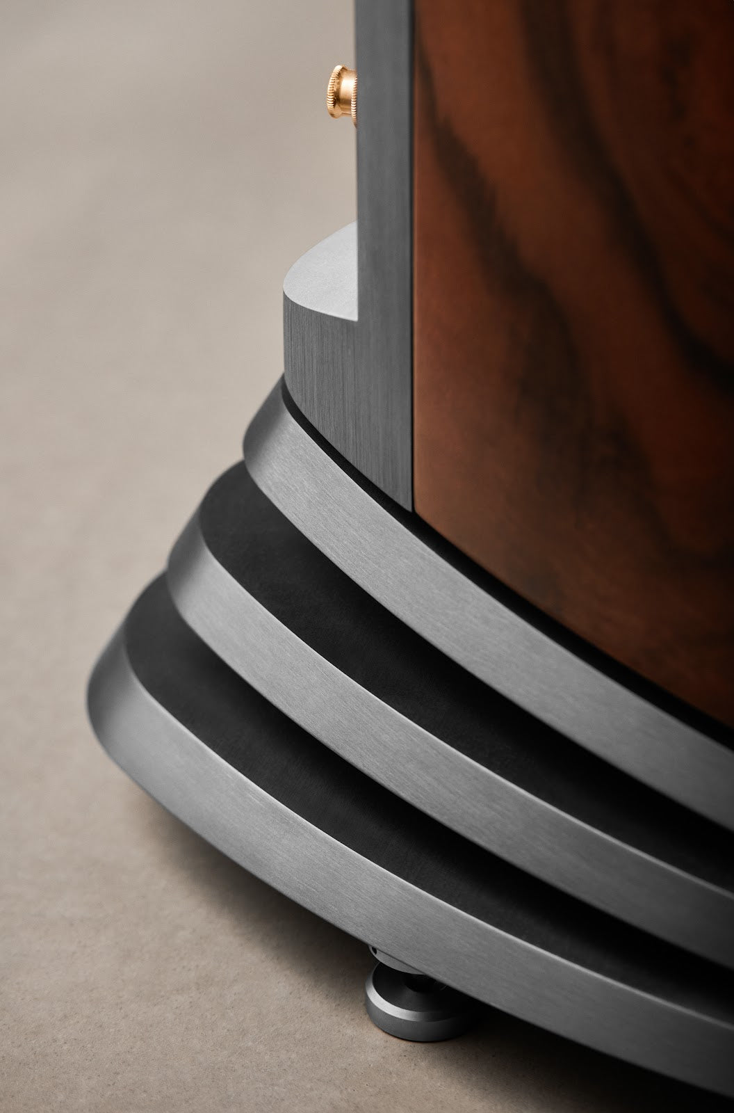 Audiovector R8 Floorstanding Speakers (Pair)