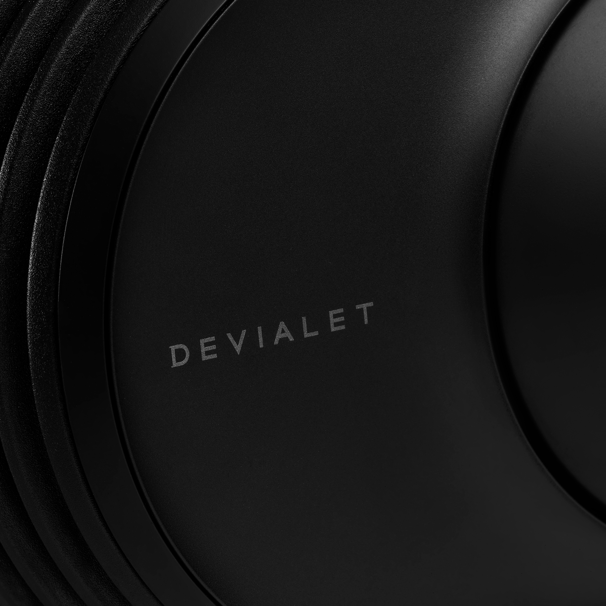 Devialet PHANTOM II 98 dB Compact Speaker