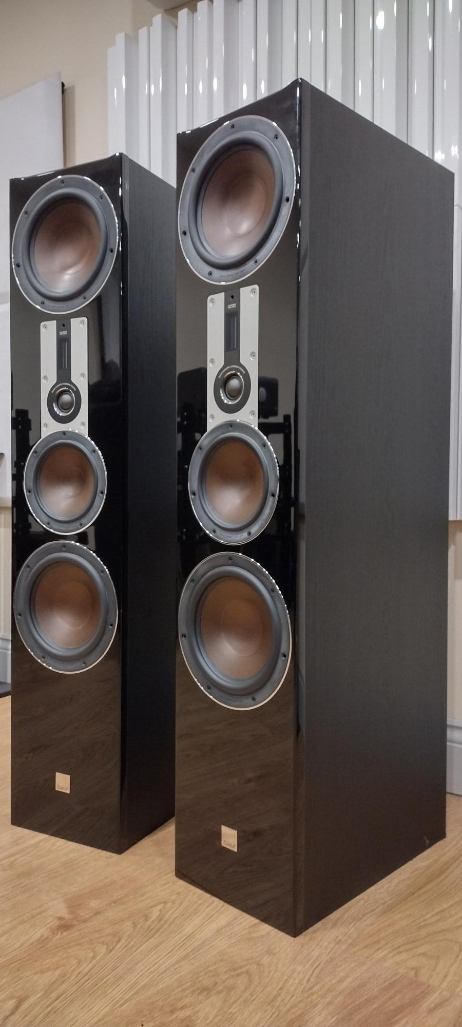 Dali Opticon 8 MK1 Floor Standing Speakers (Pair) Ex-Demo