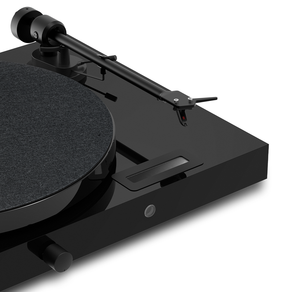 Pro-Ject JUKE BOX E1 Turntable