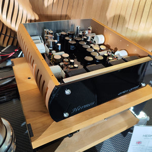 Aries Cerat Hermes Phono Preamp-open chassis