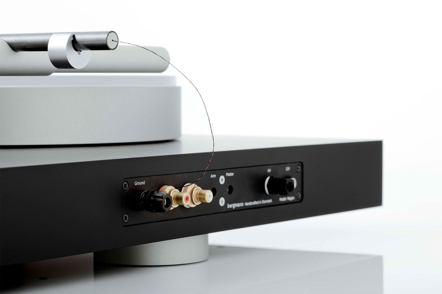 Bergmann Magne Airbearing Turntable + Linear Tracker