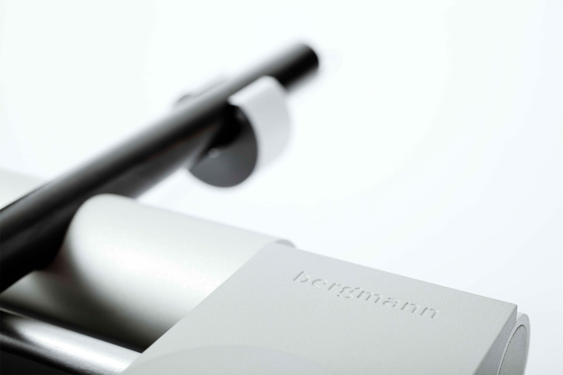 Bergmann Magne Airbearing Turntable + Linear Tracker